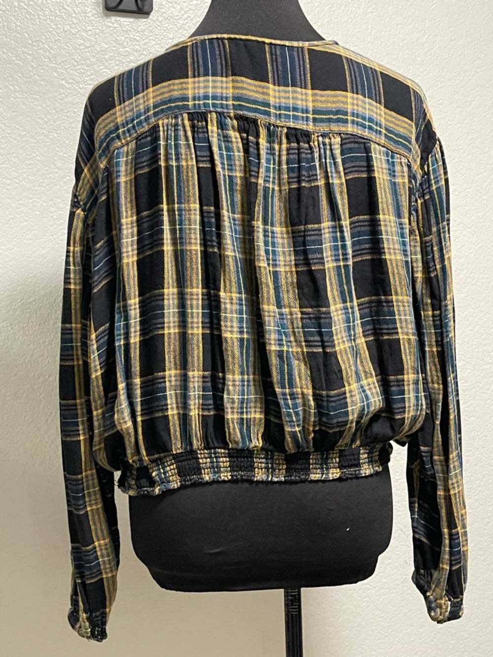 Free People It’s The Good Life Plaid Crop Top Size Large - Picture 6 of 7